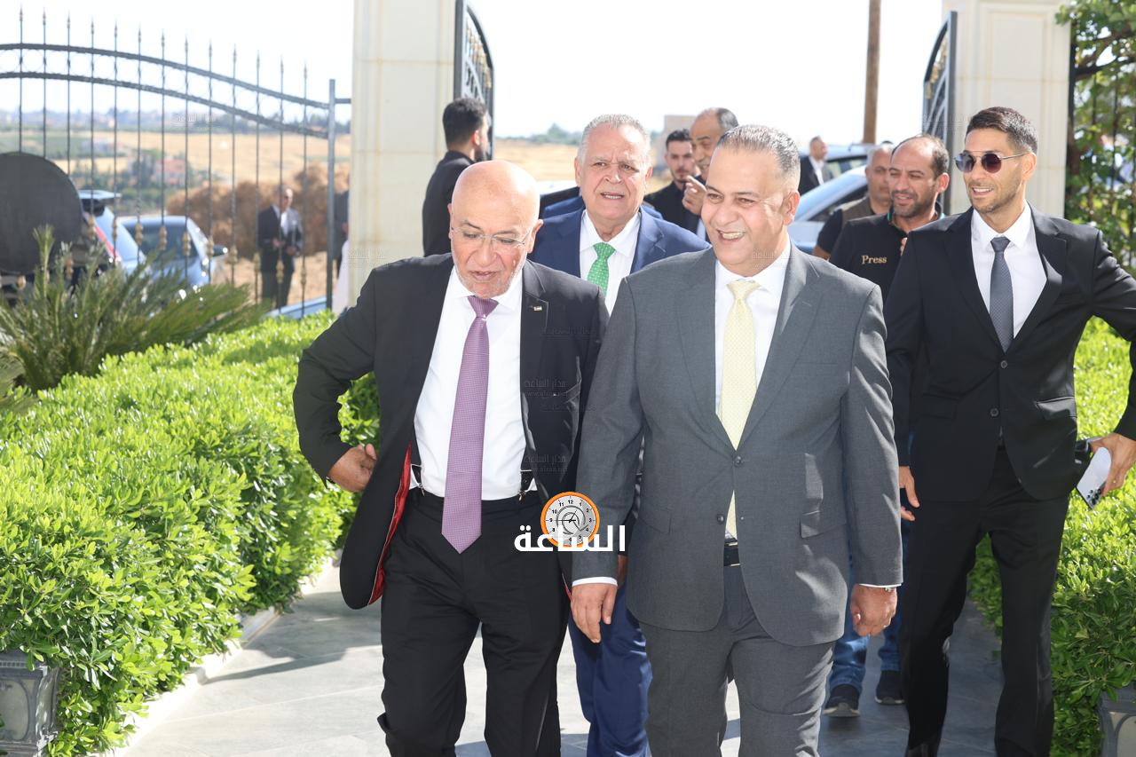 Madar Al-Saa Images 0.7653989690430251