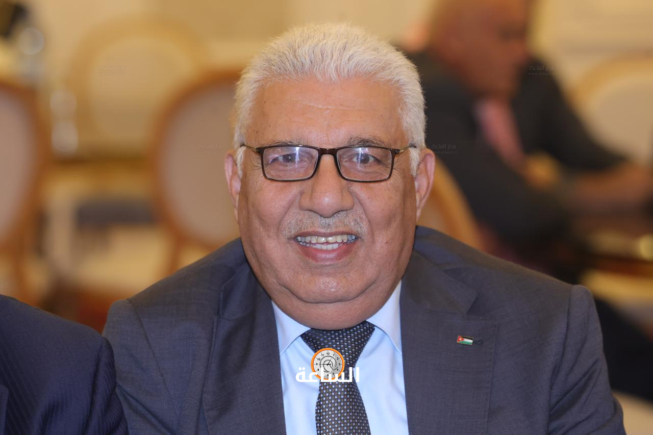 Madar Al-Saa Images 0.6521835768642121