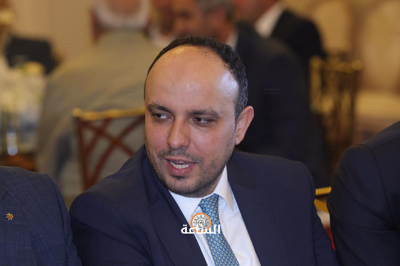 Madar Al-Saa Images 0.10525253872274676