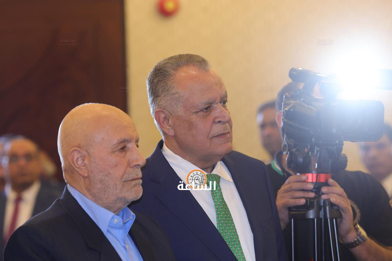 Madar Al-Saa Images 0.7241596648523357
