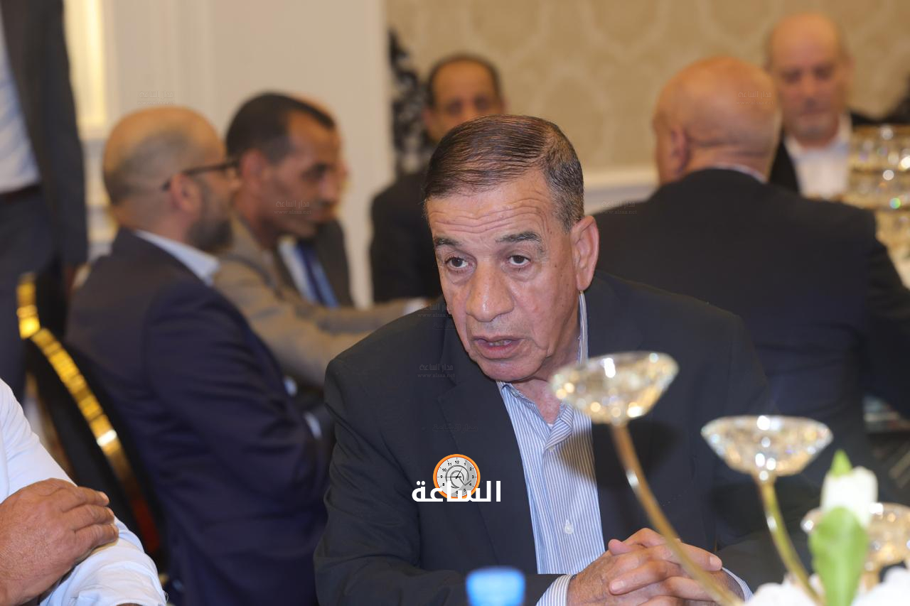 Madar Al-Saa Images 0.08116580432132947