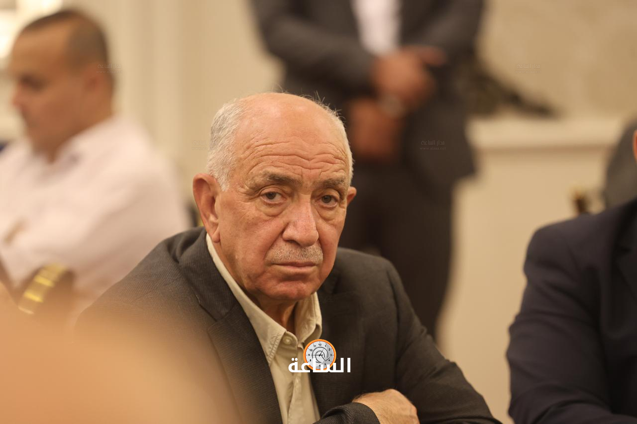 Madar Al-Saa Images 0.3712370317289436