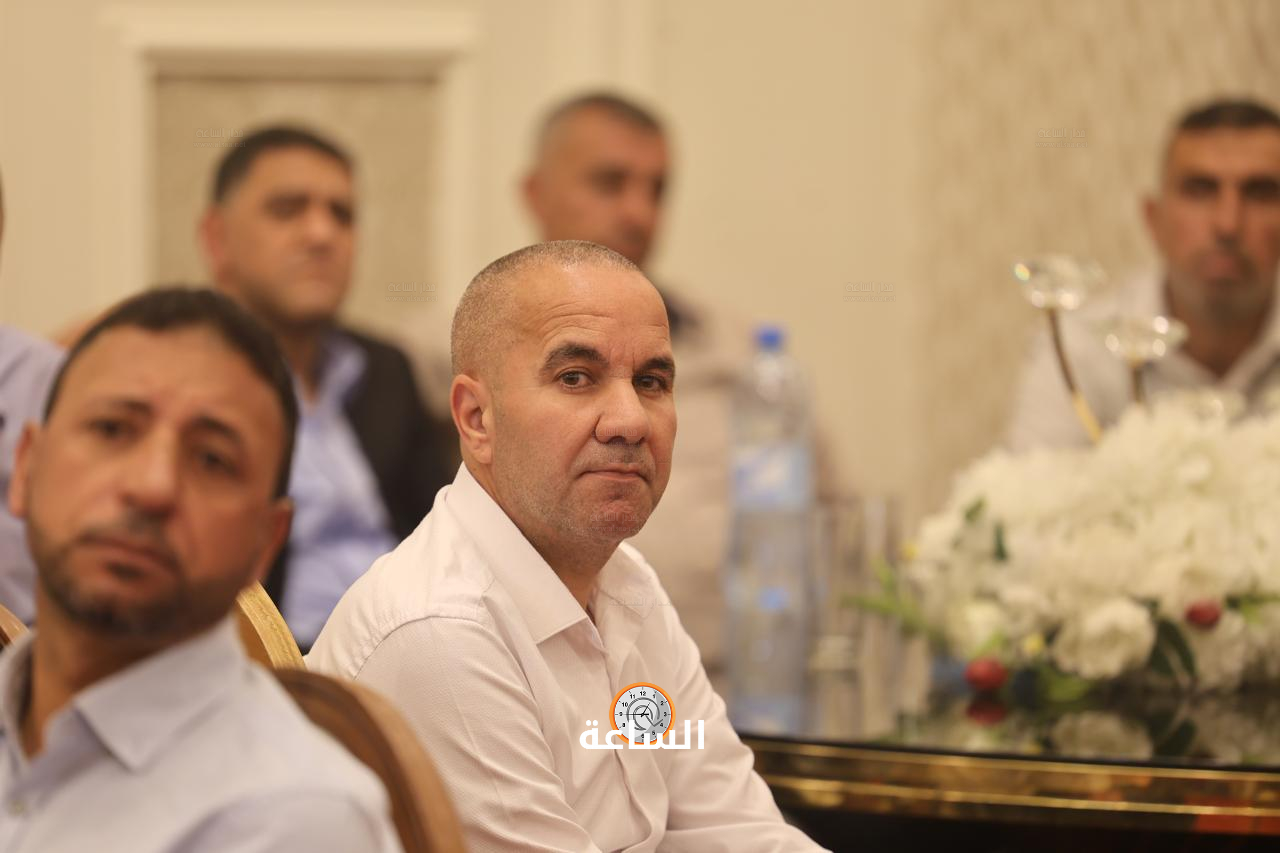 Madar Al-Saa Images 0.15176139725623083