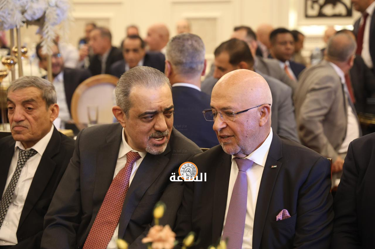 Madar Al-Saa Images 0.744618832759279
