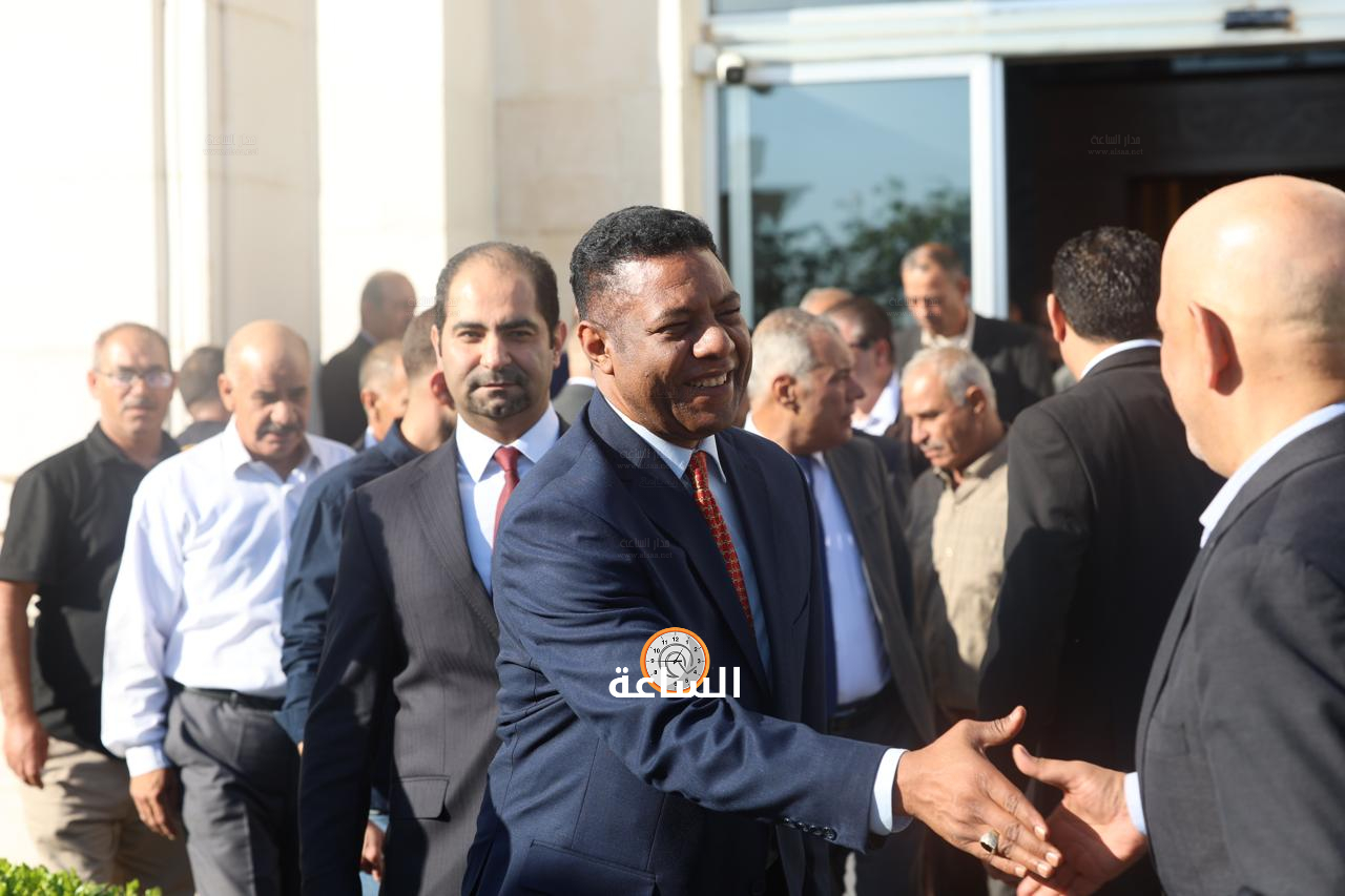 Madar Al-Saa Images 0.7971145767086338