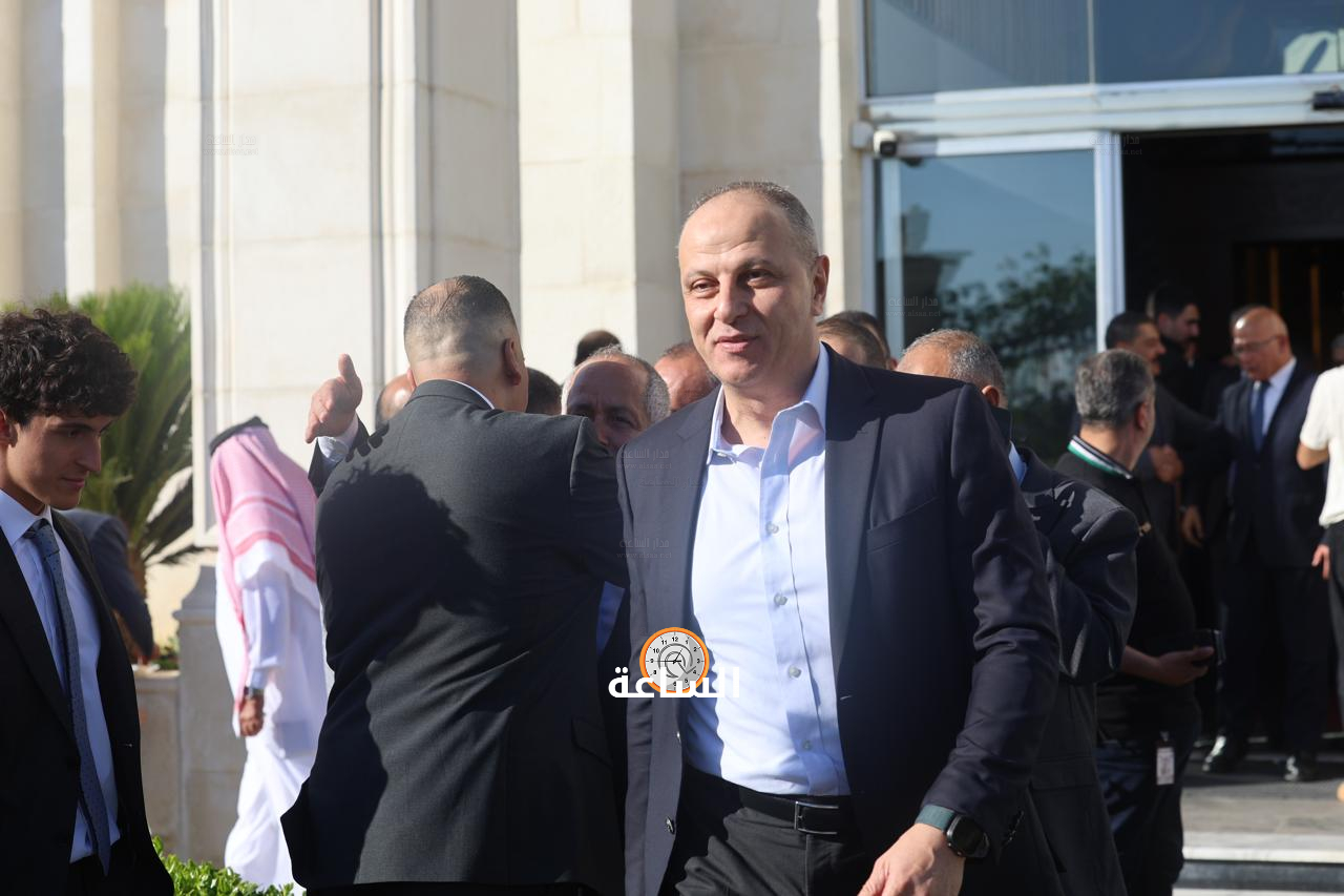 Madar Al-Saa Images 0.8077643941734294