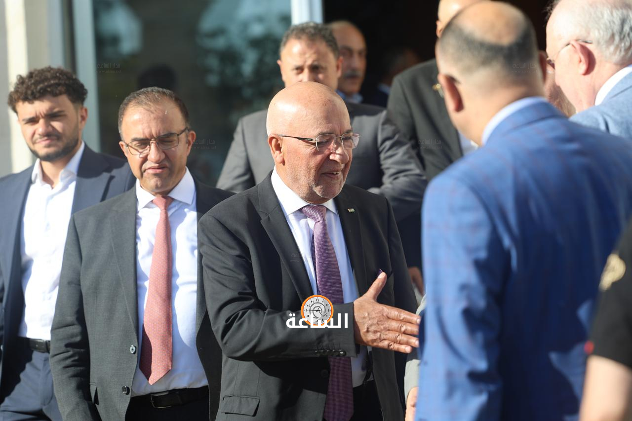 Madar Al-Saa Images 0.13410120285354987