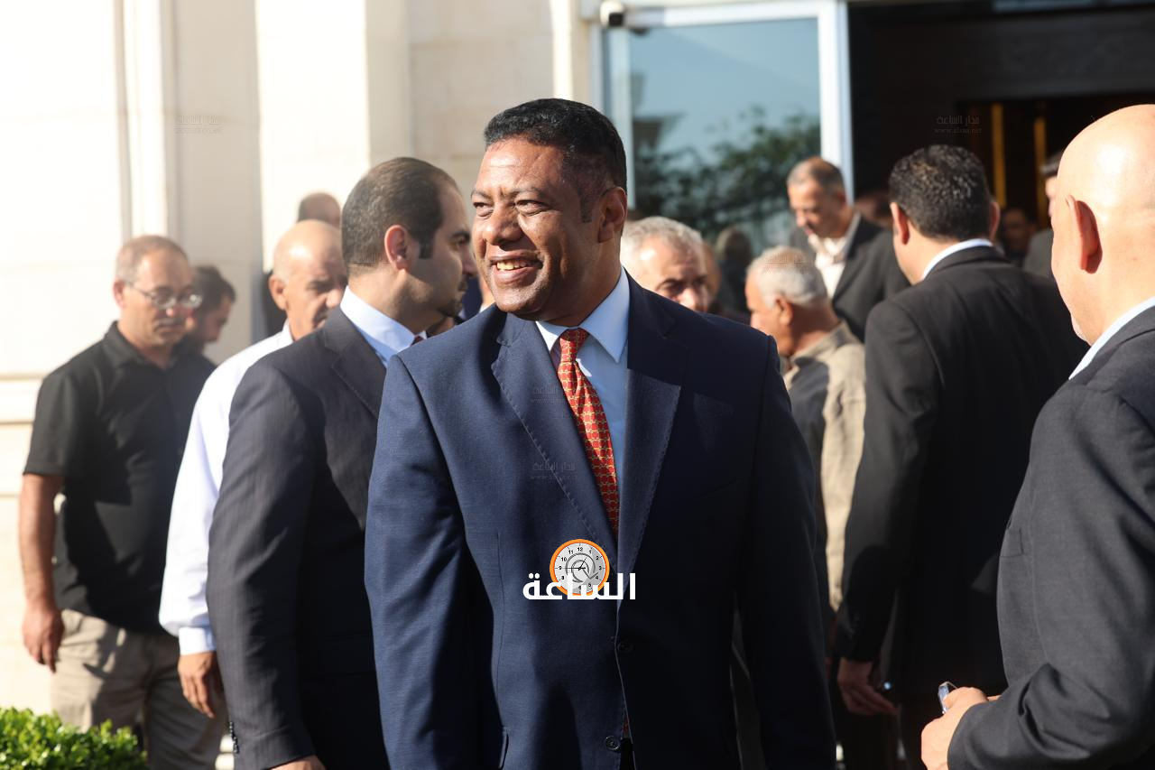 Madar Al-Saa Images 0.8838965109723026
