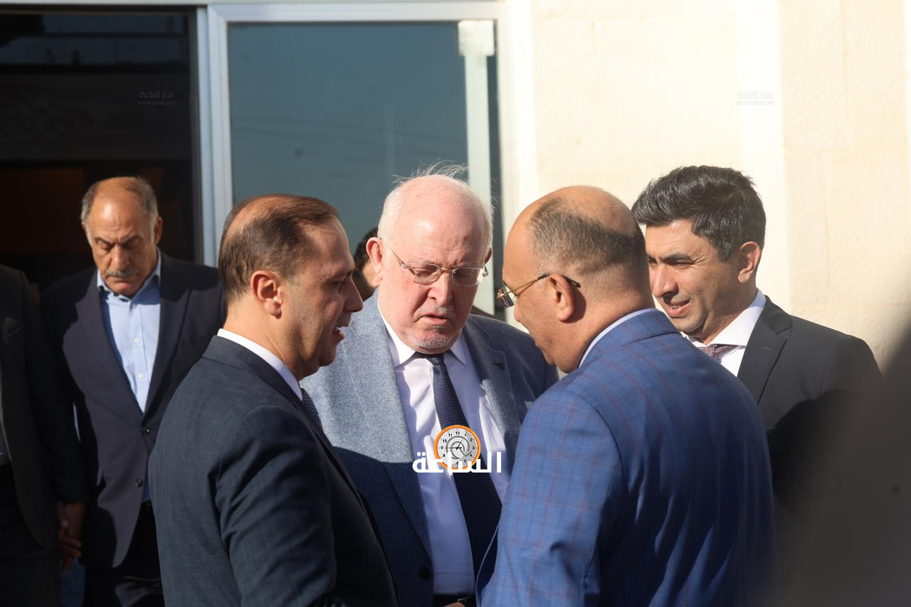 Madar Al-Saa Images 0.11588479843202337