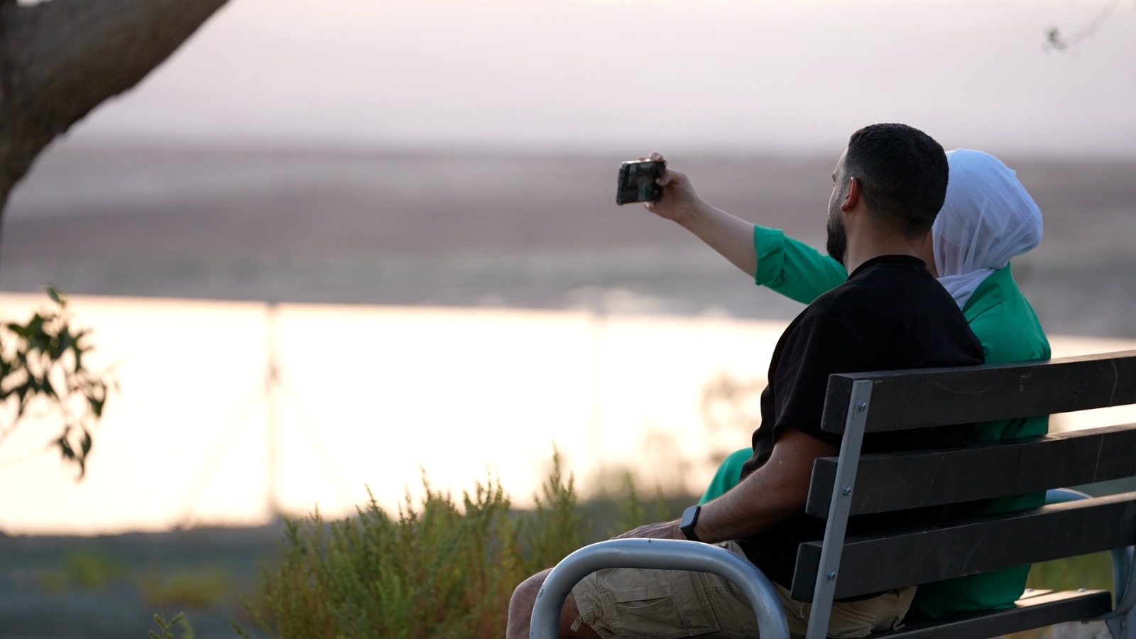 Madar Al-Saa Images 0.15122812456009882