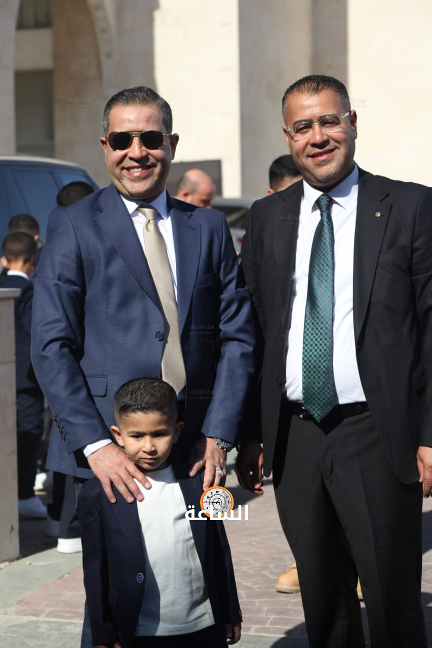 Madar Al-Saa Images 0.7305388699623343