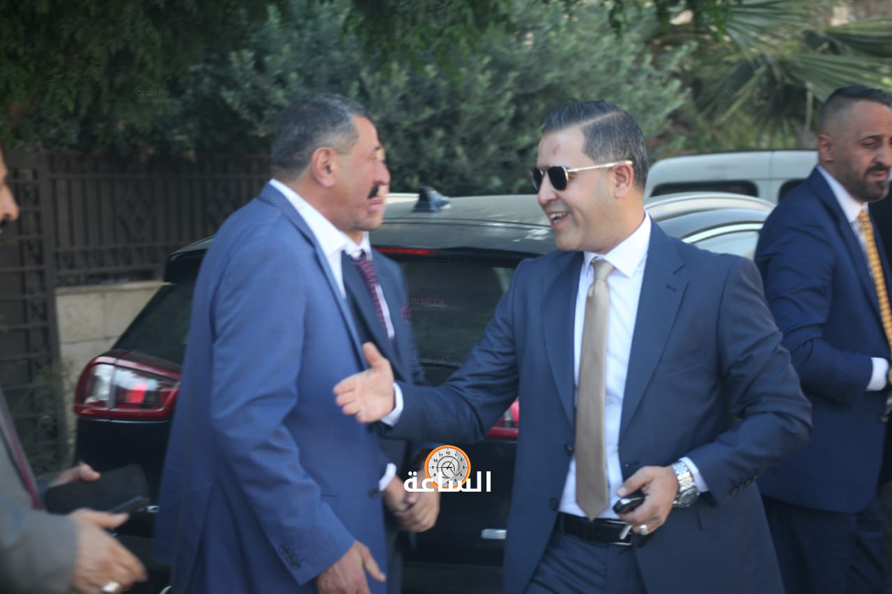 Madar Al-Saa Images 0.09917323497441