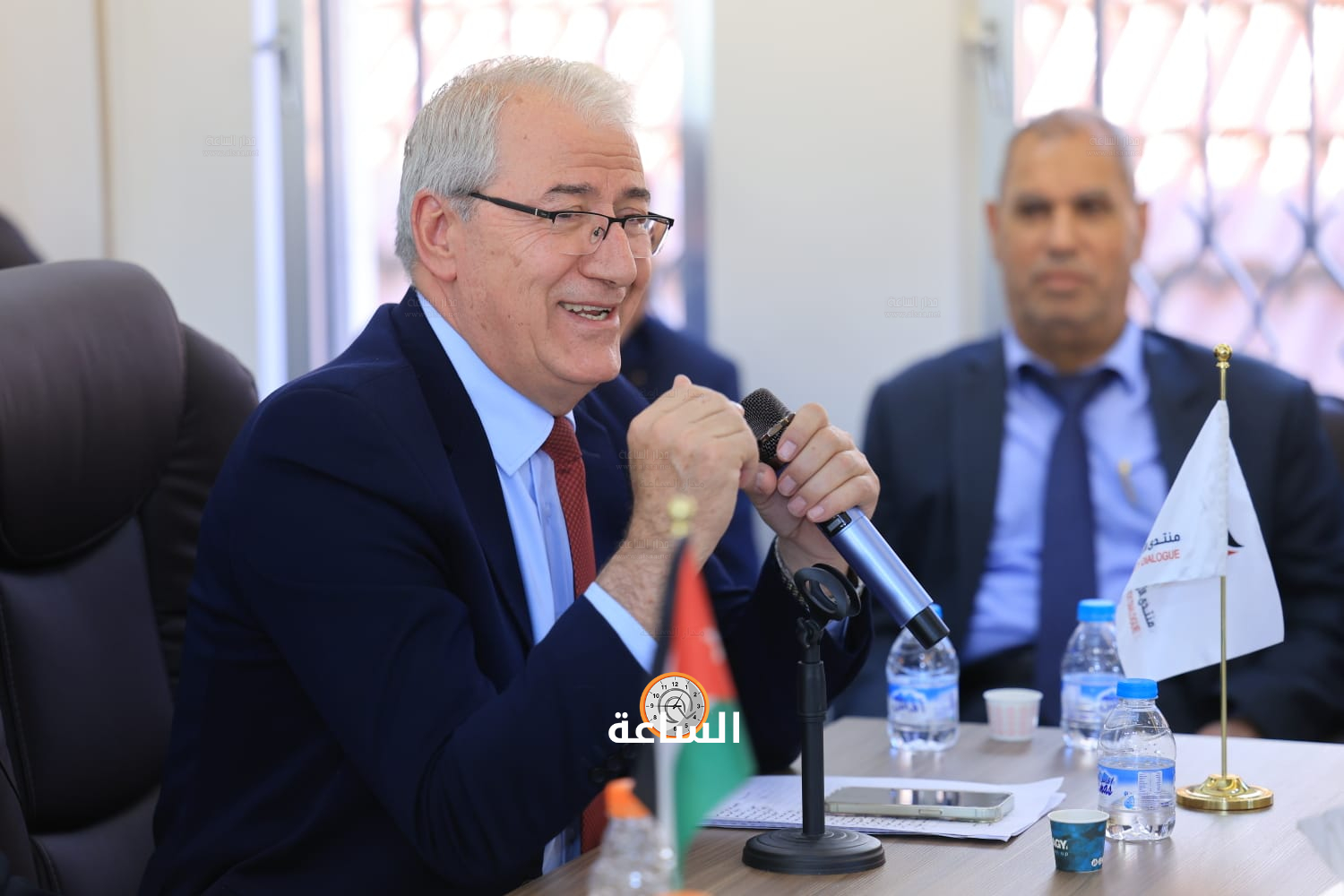 Madar Al-Saa Images 0.4846917765168246