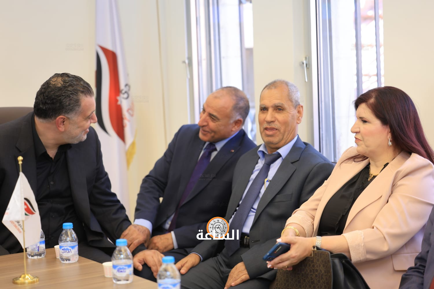 Madar Al-Saa Images 0.00634722104691765