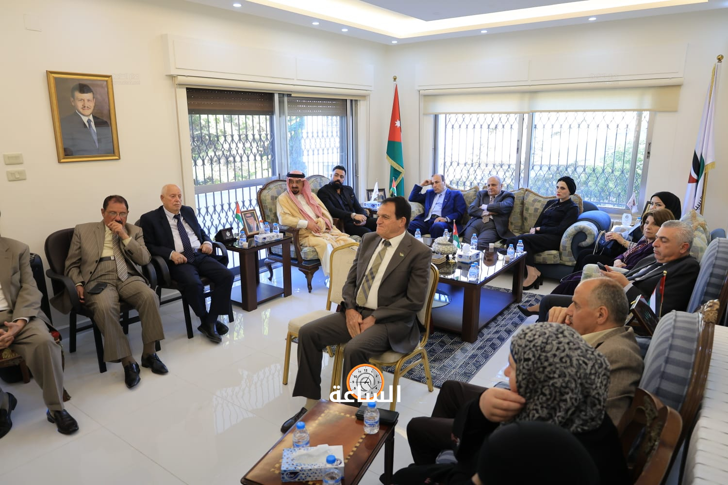 Madar Al-Saa Images 0.40035896292092266