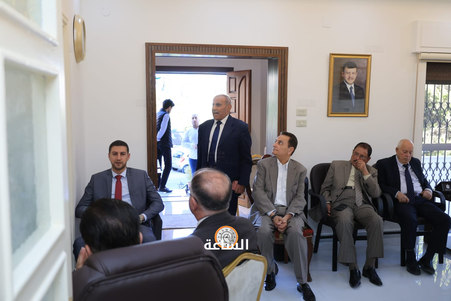 Madar Al-Saa Images 0.3822544095974111