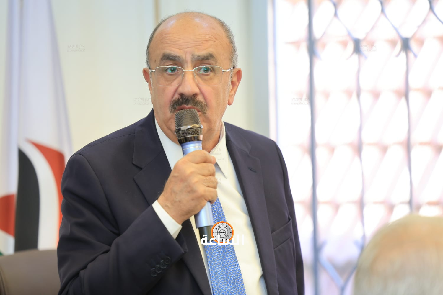 Madar Al-Saa Images 0.05661730025381029