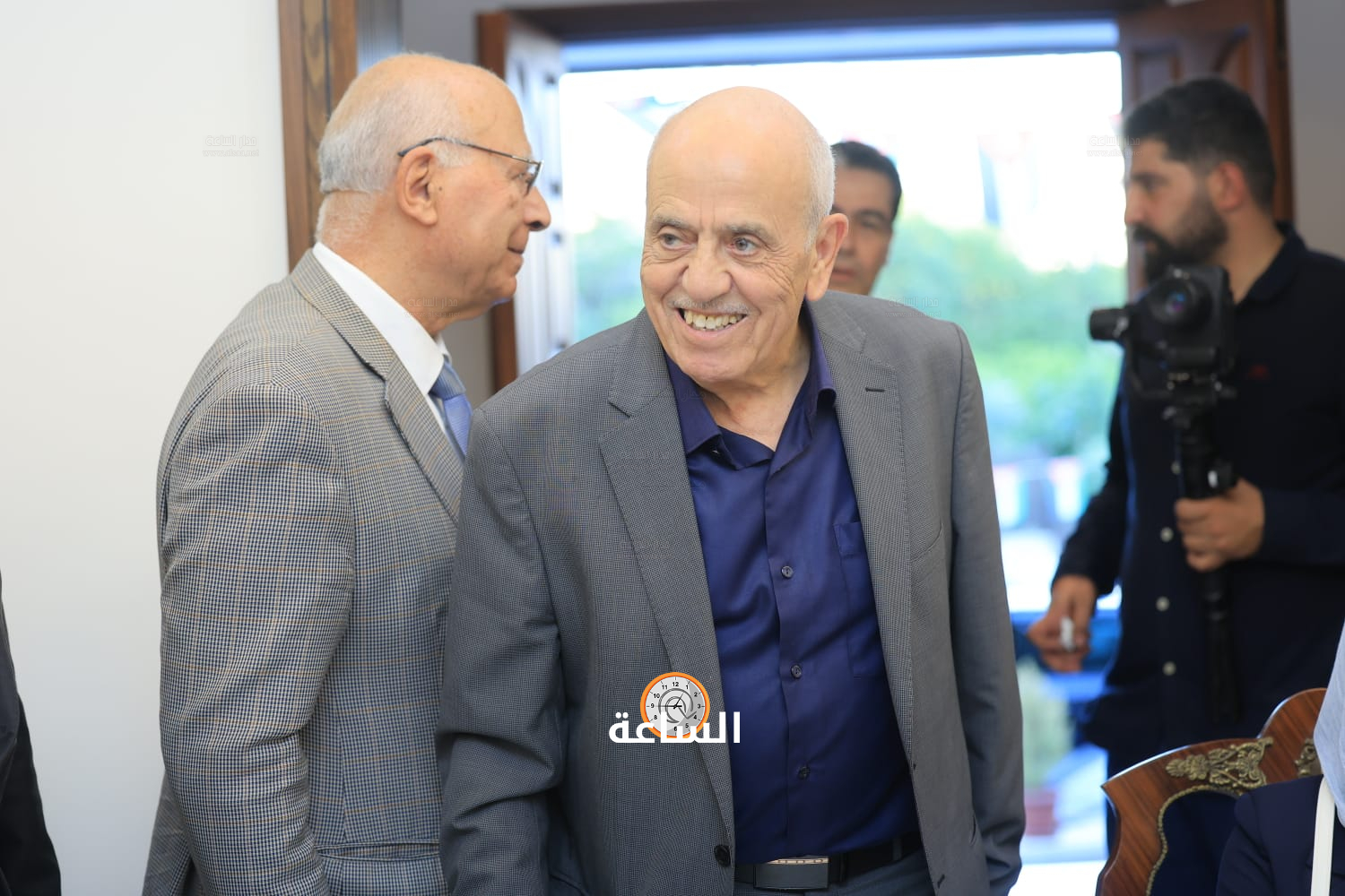 Madar Al-Saa Images 0.781935764007614