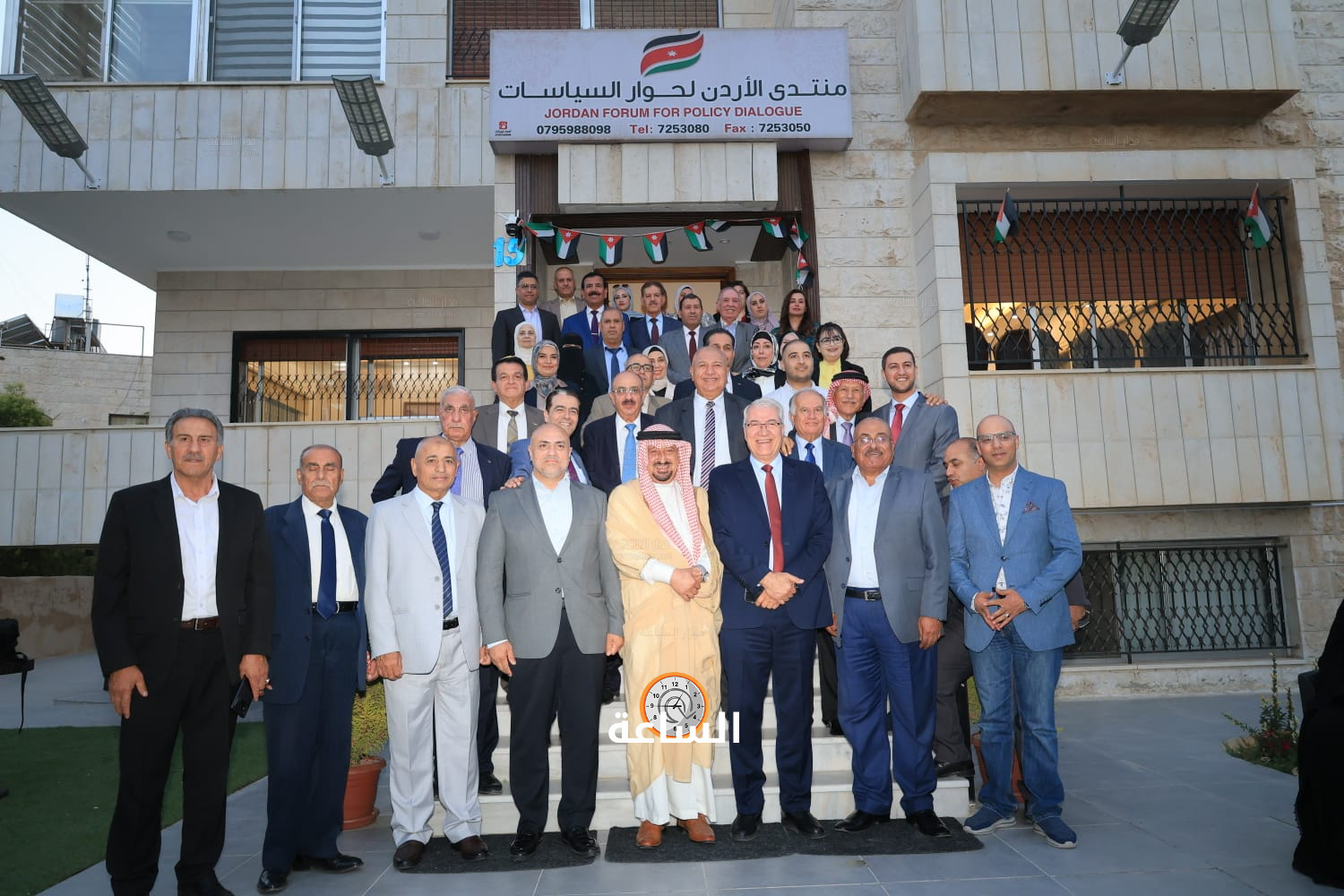 Madar Al-Saa Images 0.3890899248565187