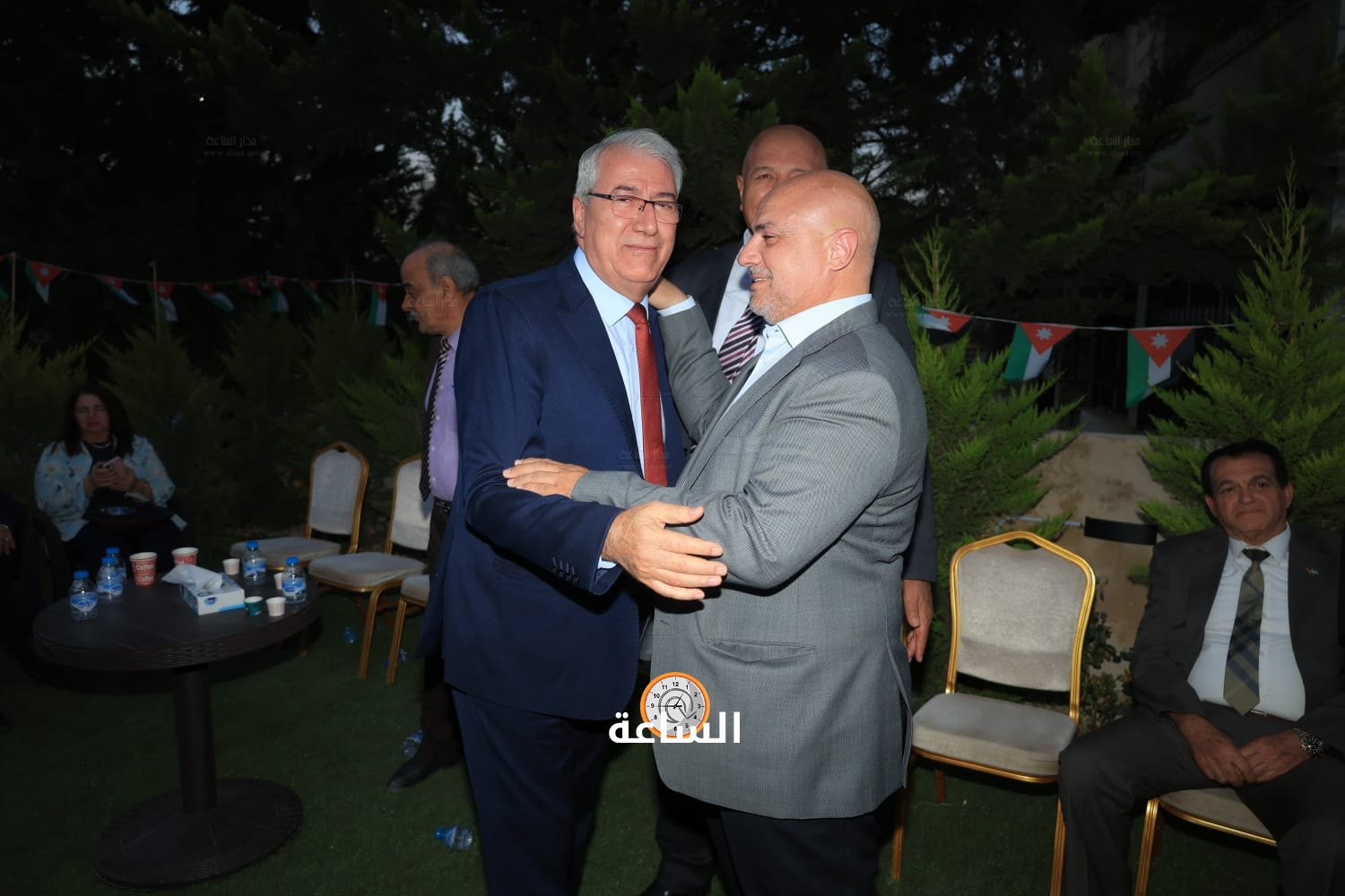 Madar Al-Saa Images 0.3310925280079393