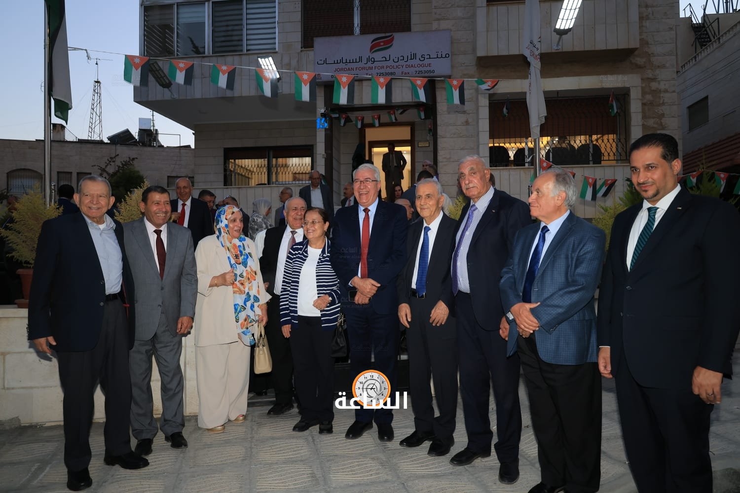 Madar Al-Saa Images 0.06584377995386392