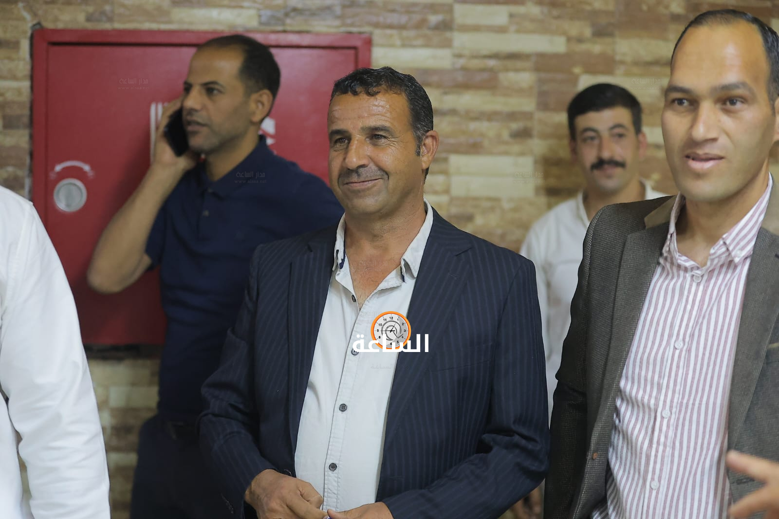 Madar Al-Saa Images 0.9741626073231445