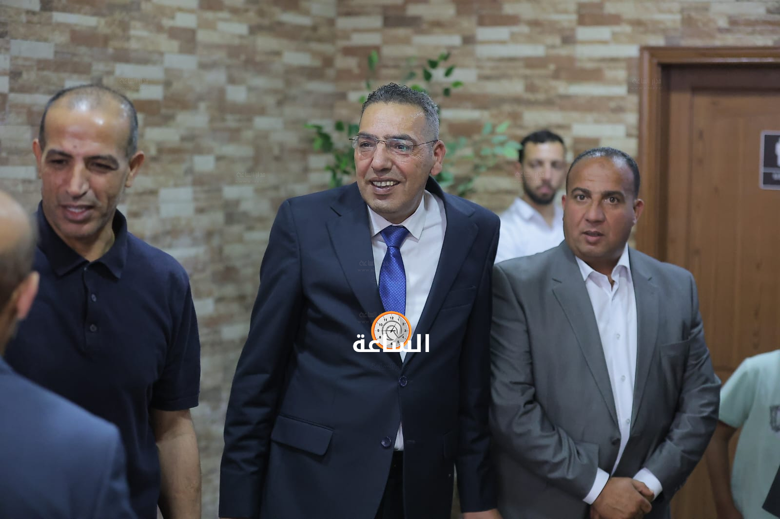 Madar Al-Saa Images 0.9641955548285222