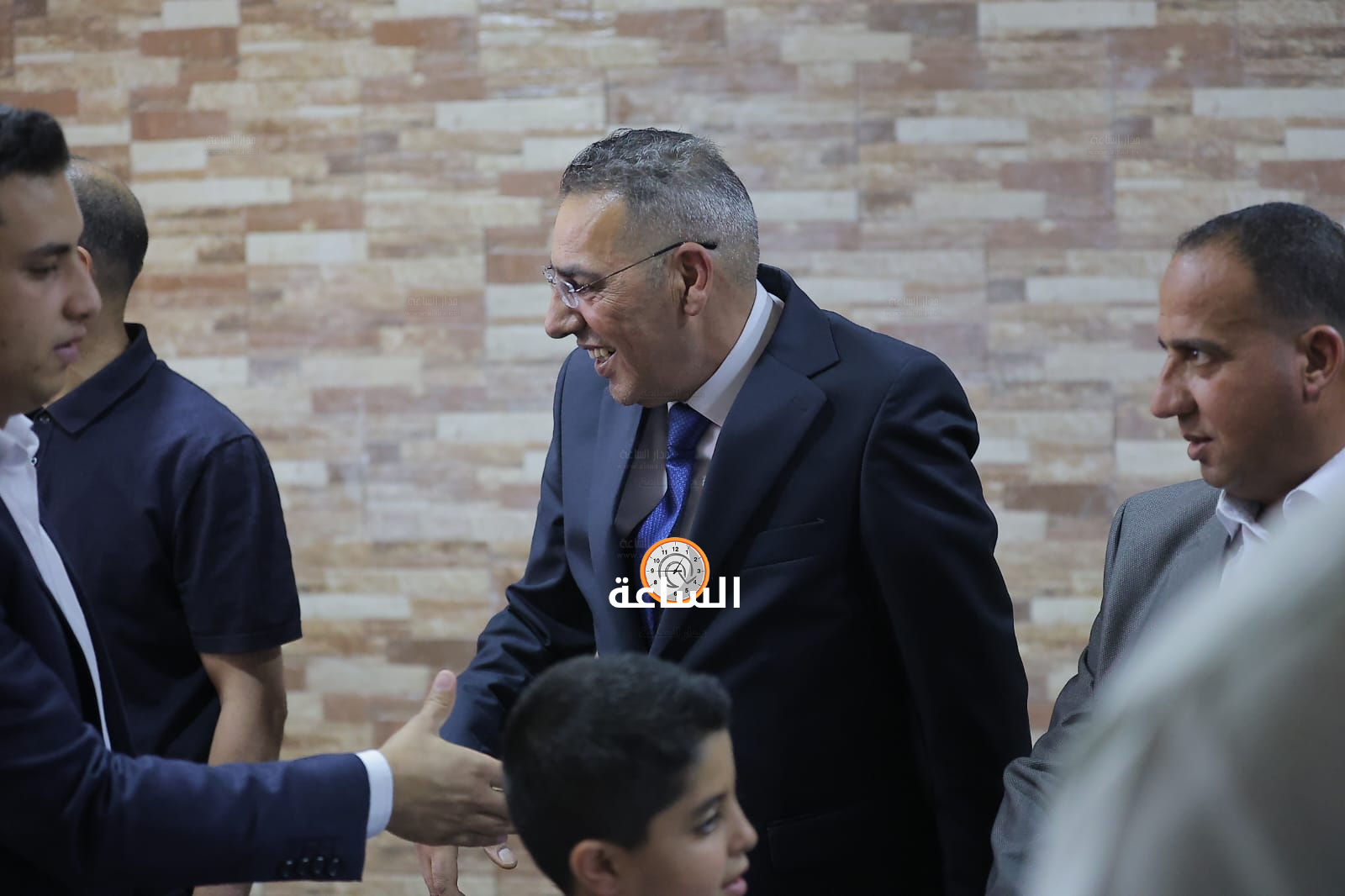 Madar Al-Saa Images 0.7247908477679988