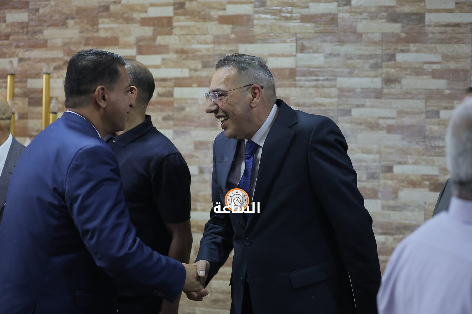 Madar Al-Saa Images 0.9465952083272136