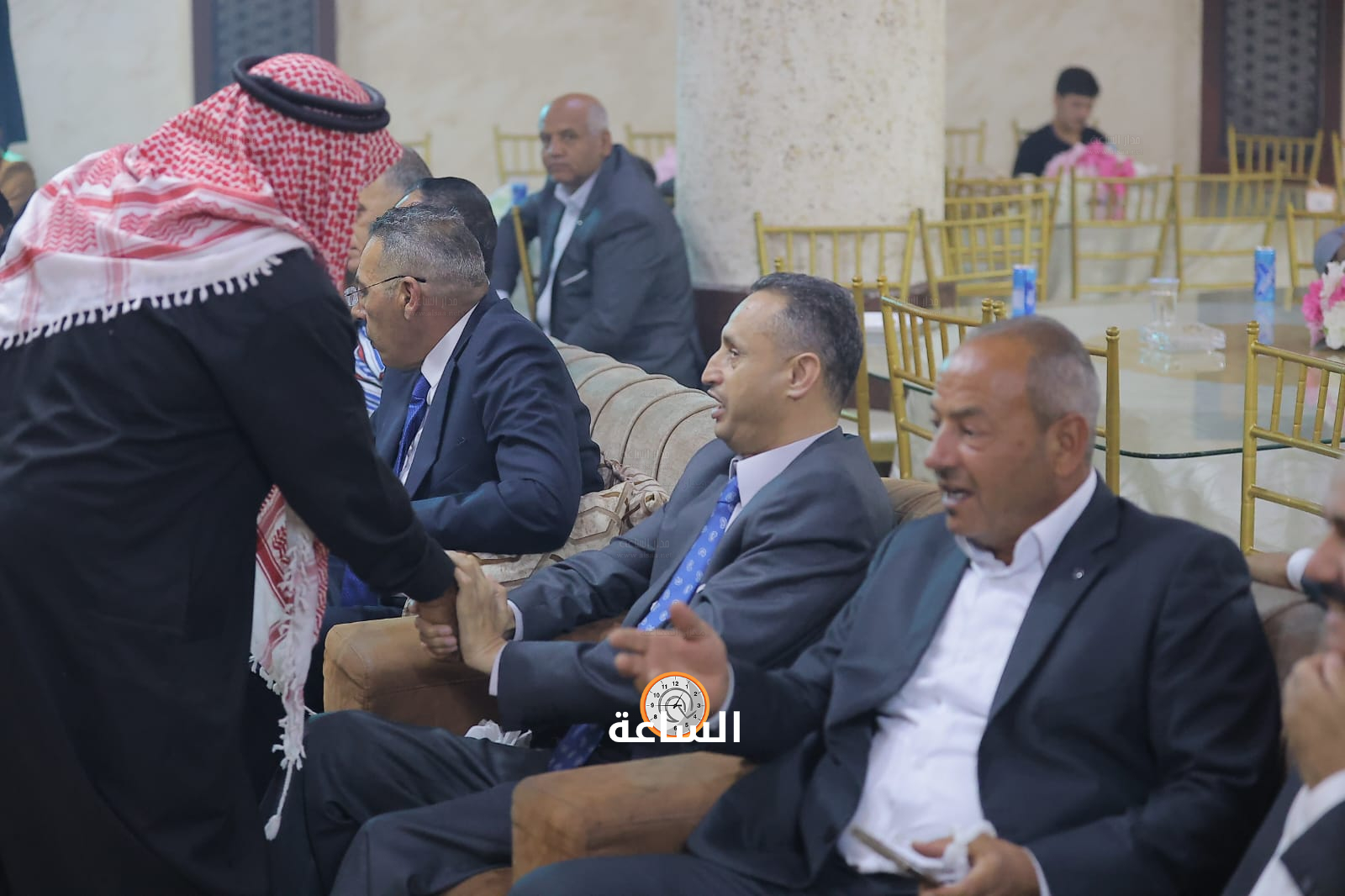 Madar Al-Saa Images 0.37109354692886876