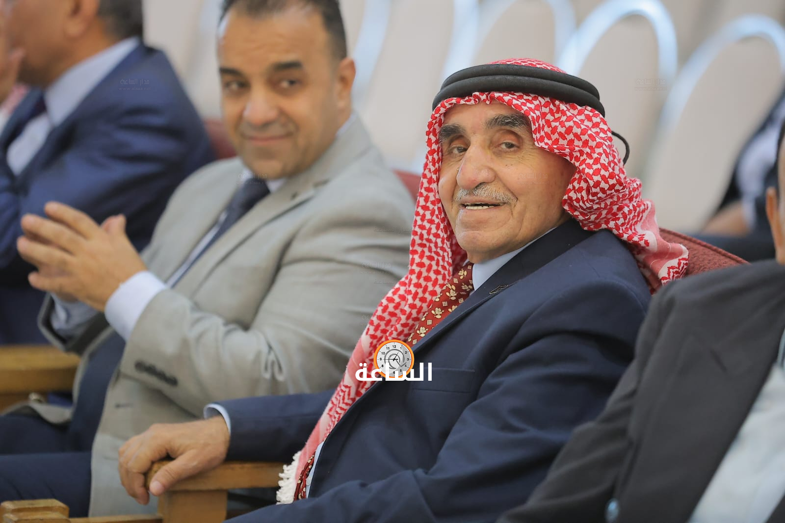 Madar Al-Saa Images 0.3559199352903789