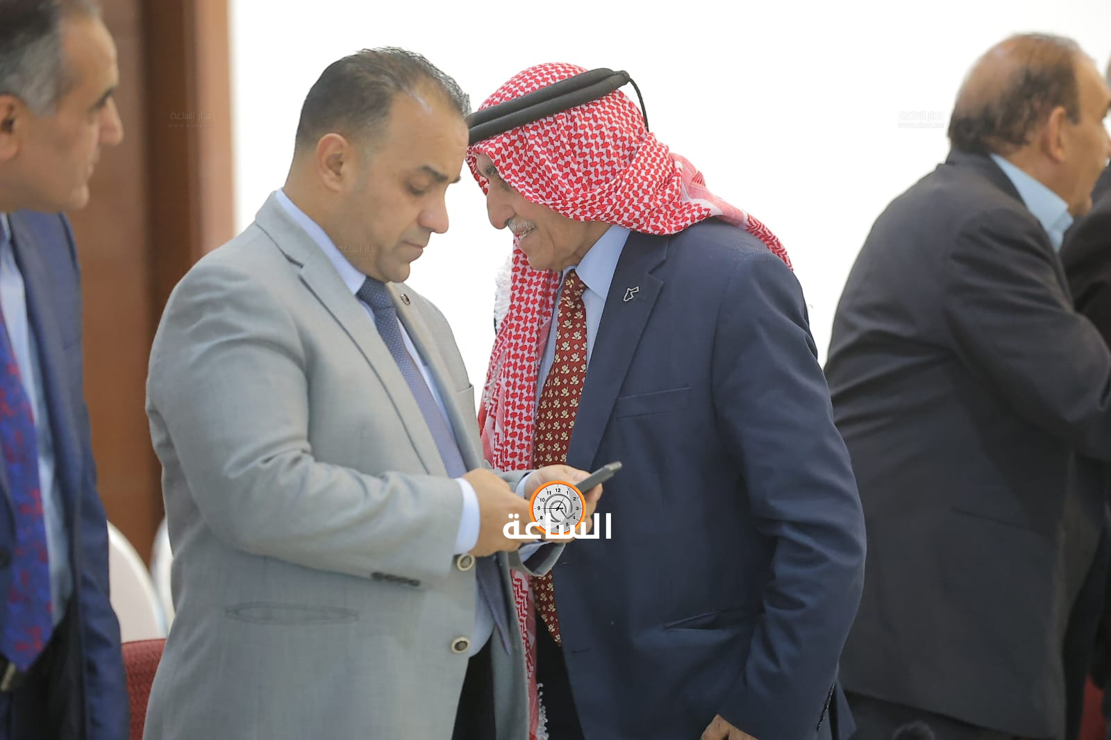 Madar Al-Saa Images 0.7076572959501848