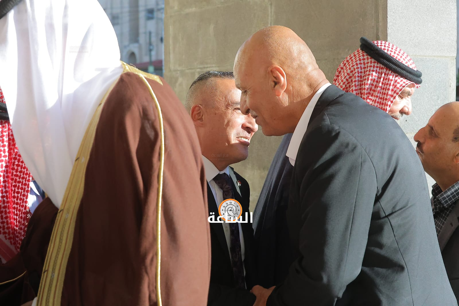 Madar Al-Saa Images 0.8531231165615634