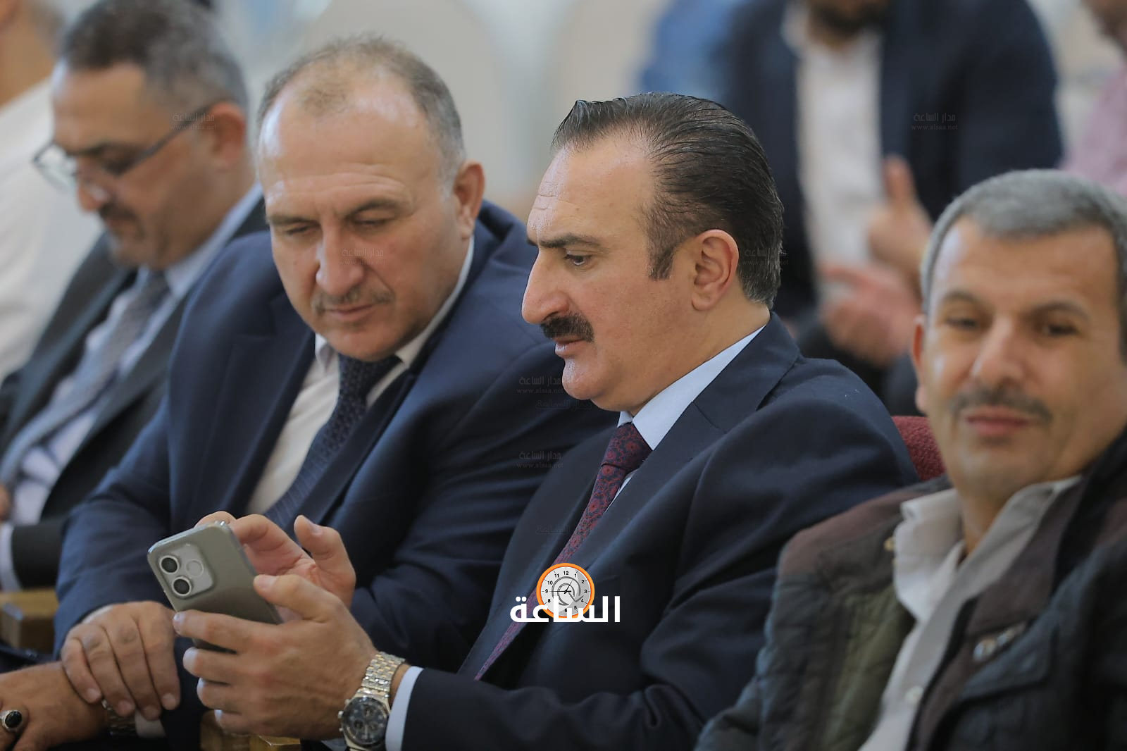 Madar Al-Saa Images 0.4400042204467888