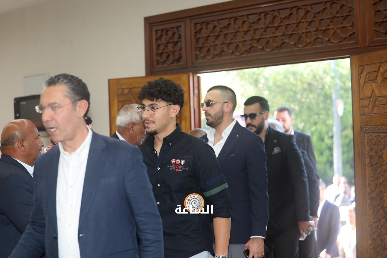 Madar Al-Saa Images 0.563152914808389