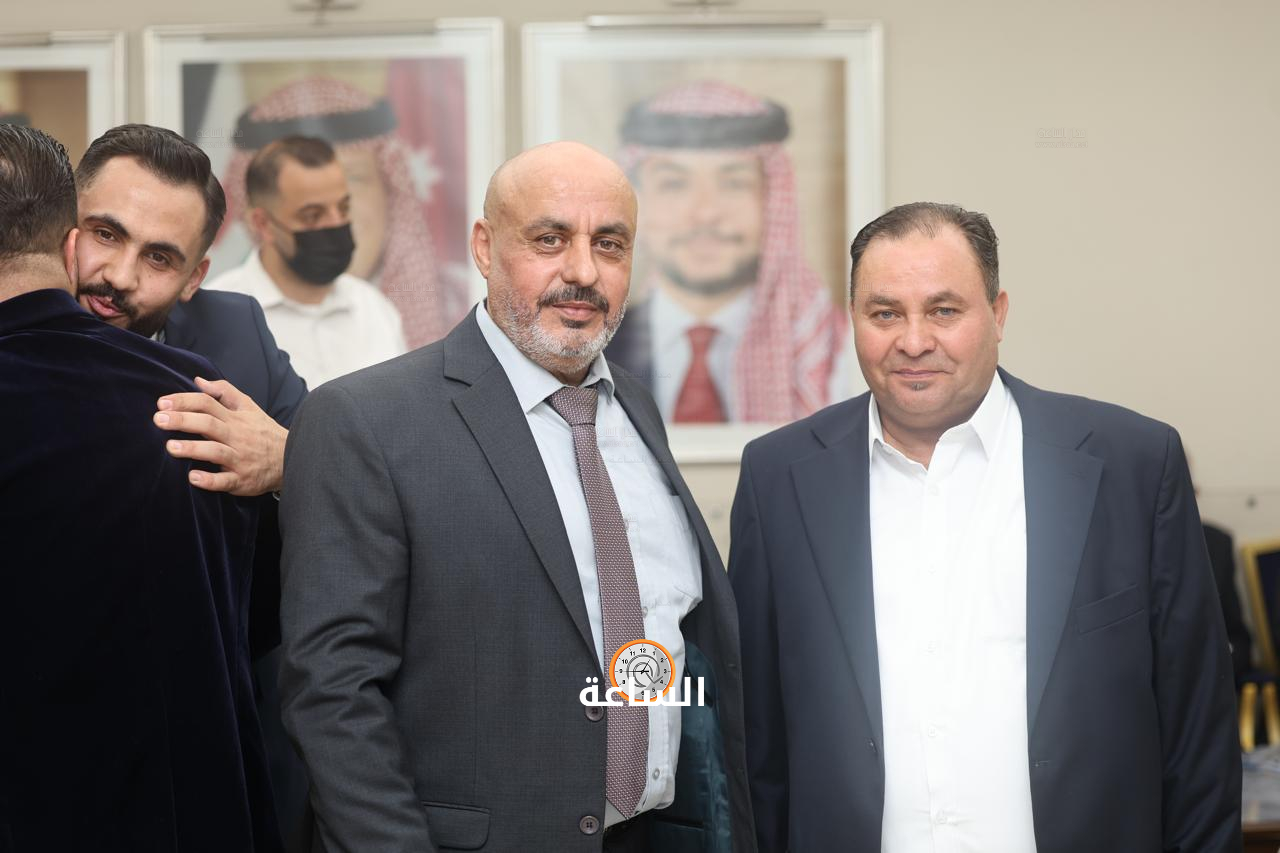 Madar Al-Saa Images 0.9267945240857479