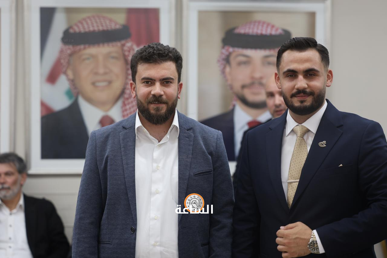Madar Al-Saa Images 0.7362488211171426