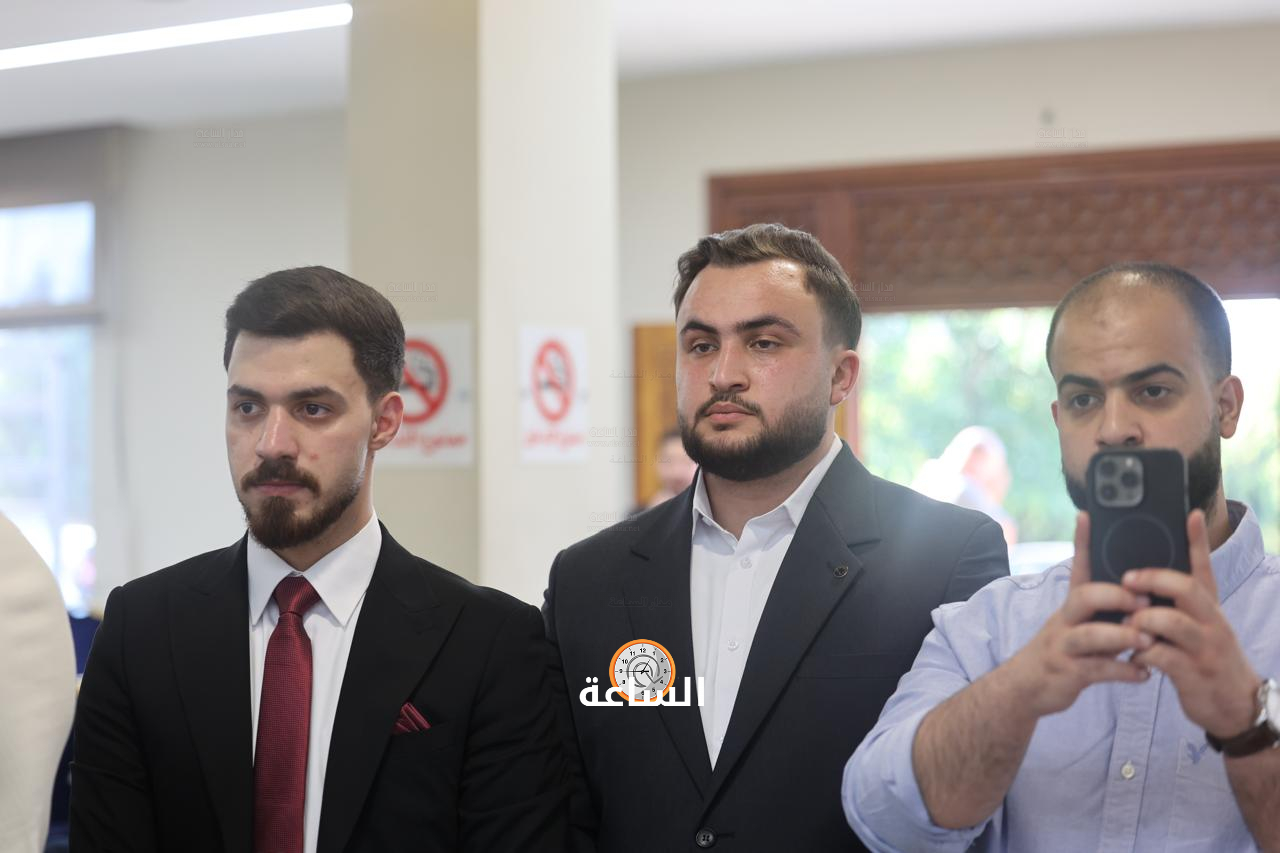 Madar Al-Saa Images 0.9544227668103824