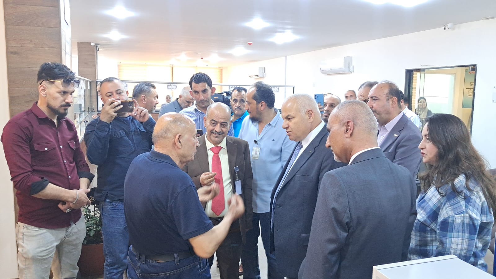 Madar Al-Saa Images 0.2002741540566898