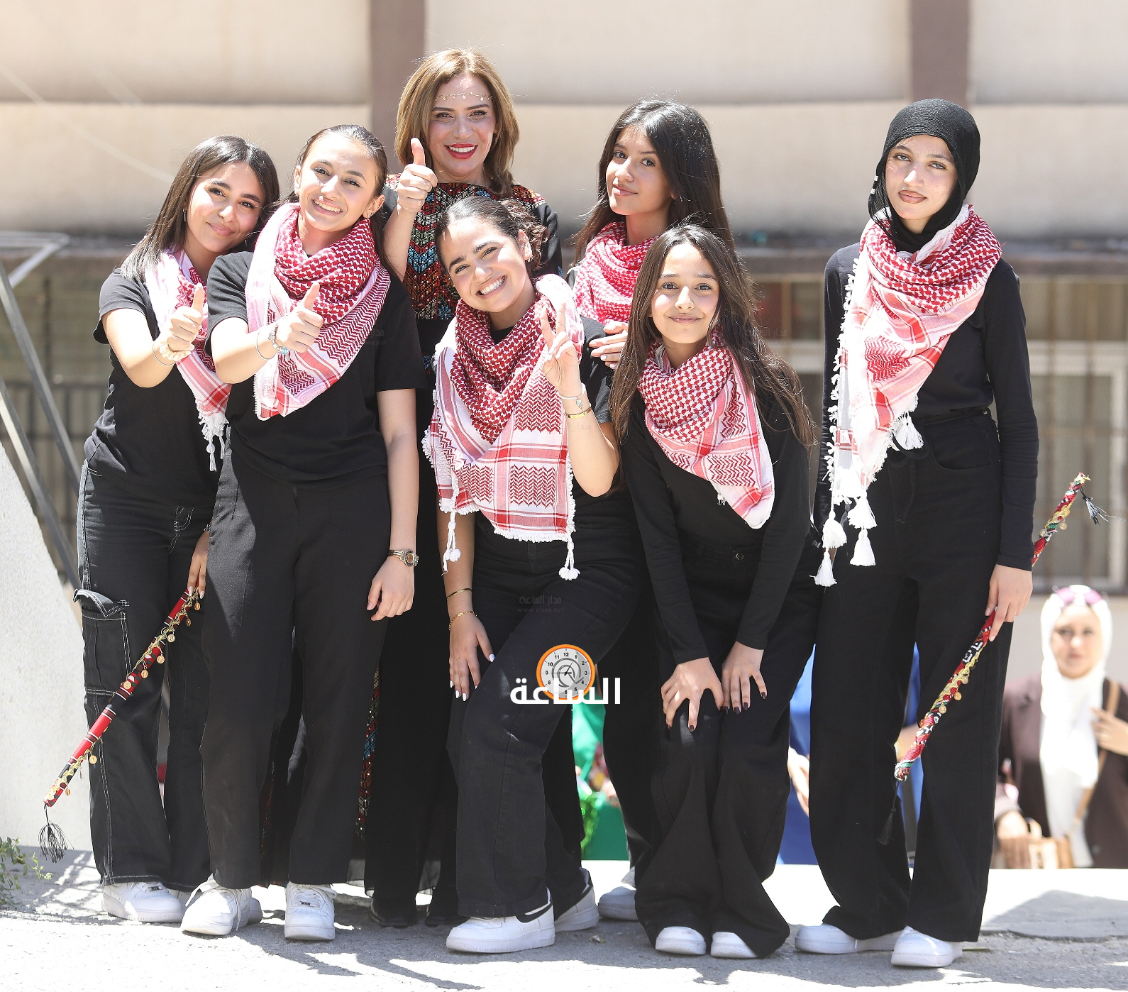 Madar Al-Saa Images 0.562562434934124
