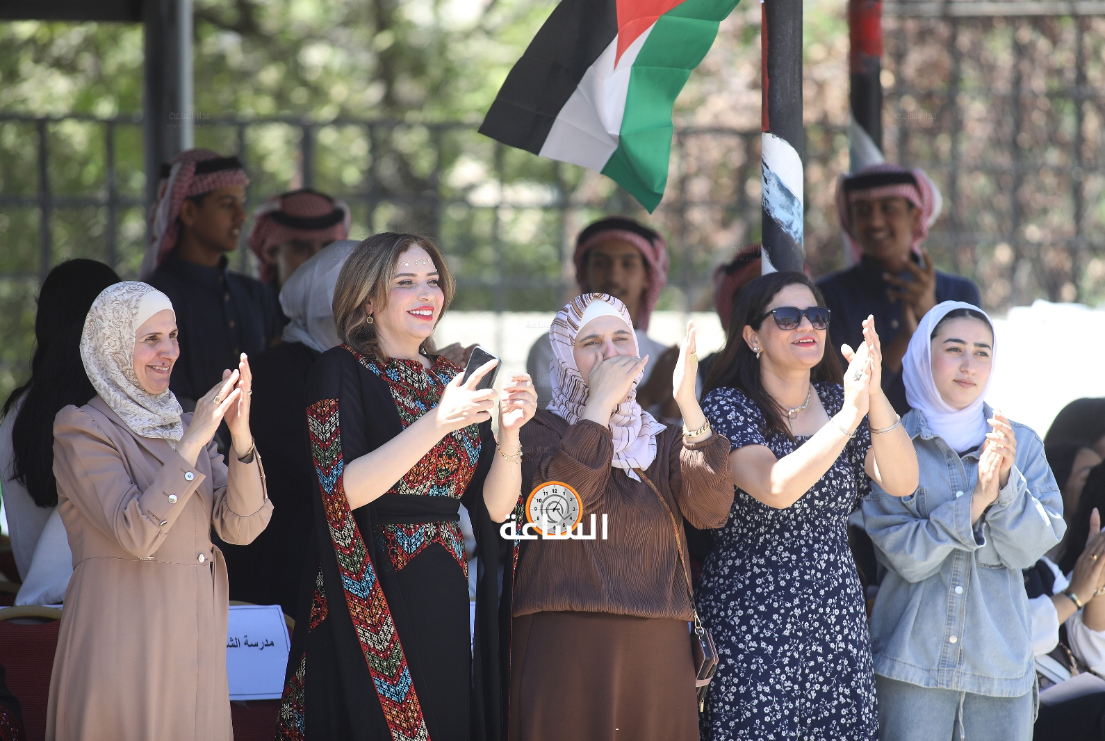 Madar Al-Saa Images 0.47020367675473296