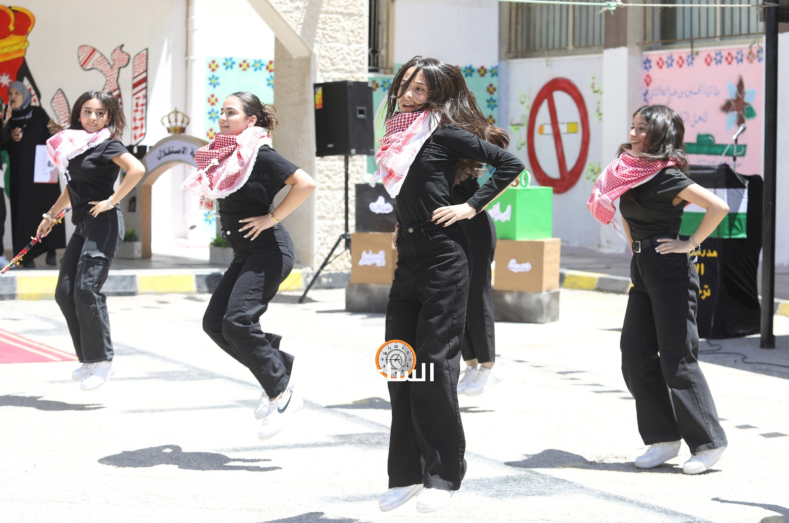 Madar Al-Saa Images 0.32028947214618797
