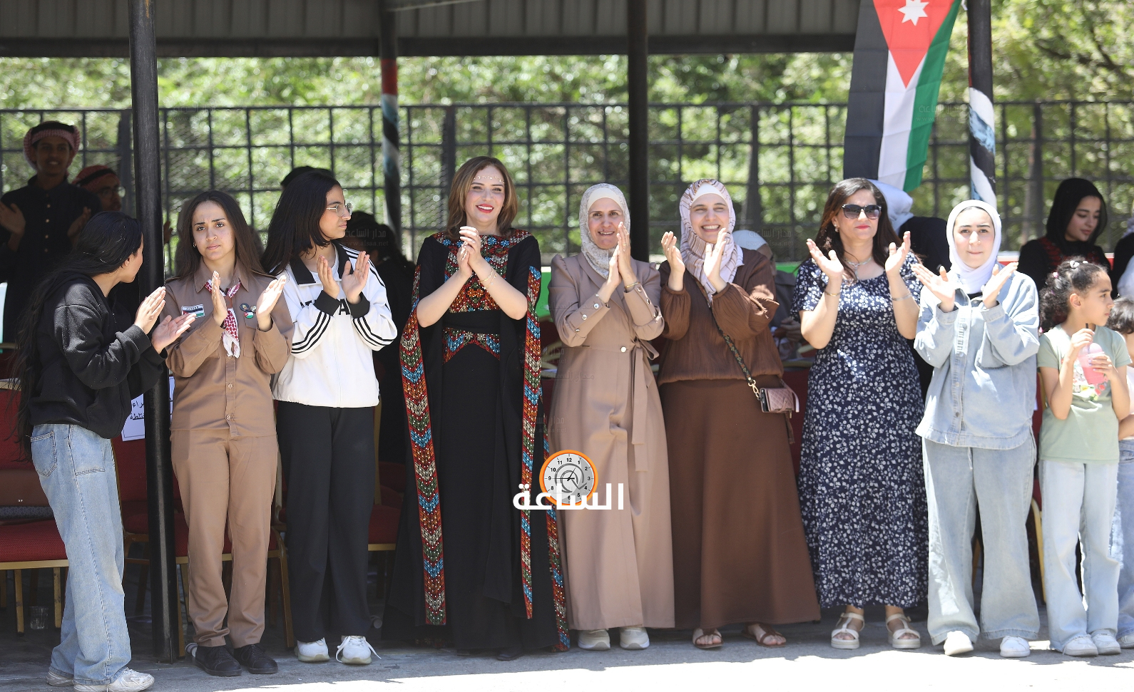 Madar Al-Saa Images 0.14138712699032396