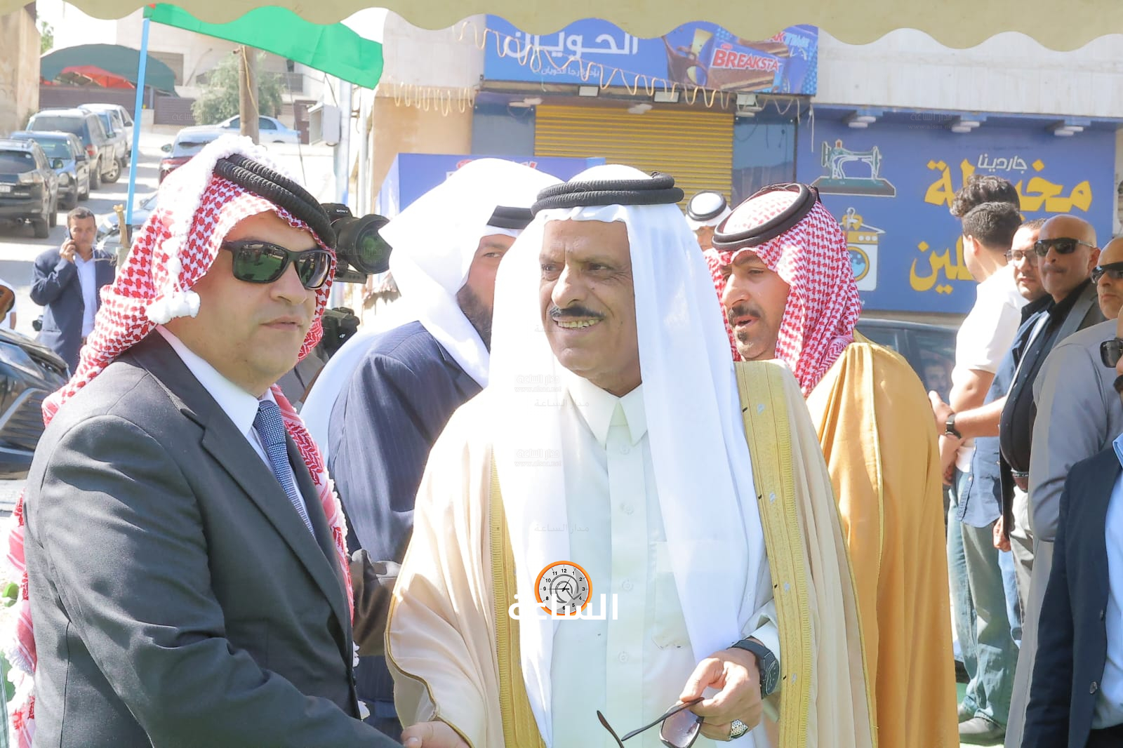 Madar Al-Saa Images 0.0296397370001118