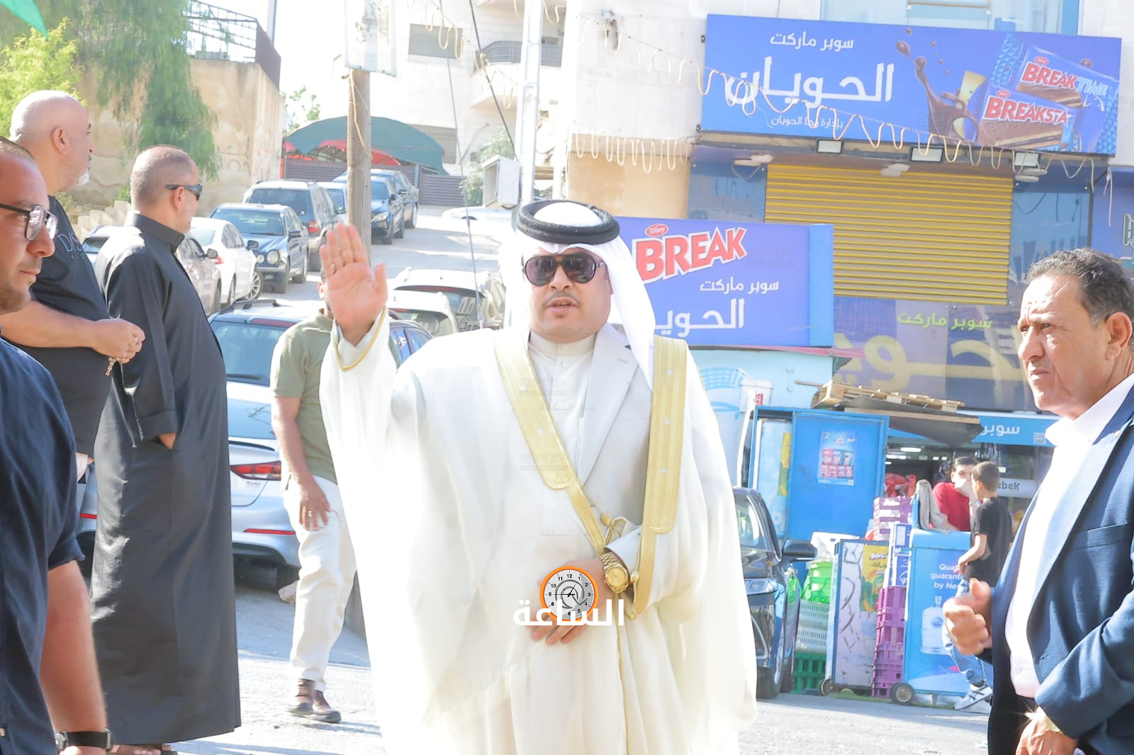 Madar Al-Saa Images 0.3244282116048479
