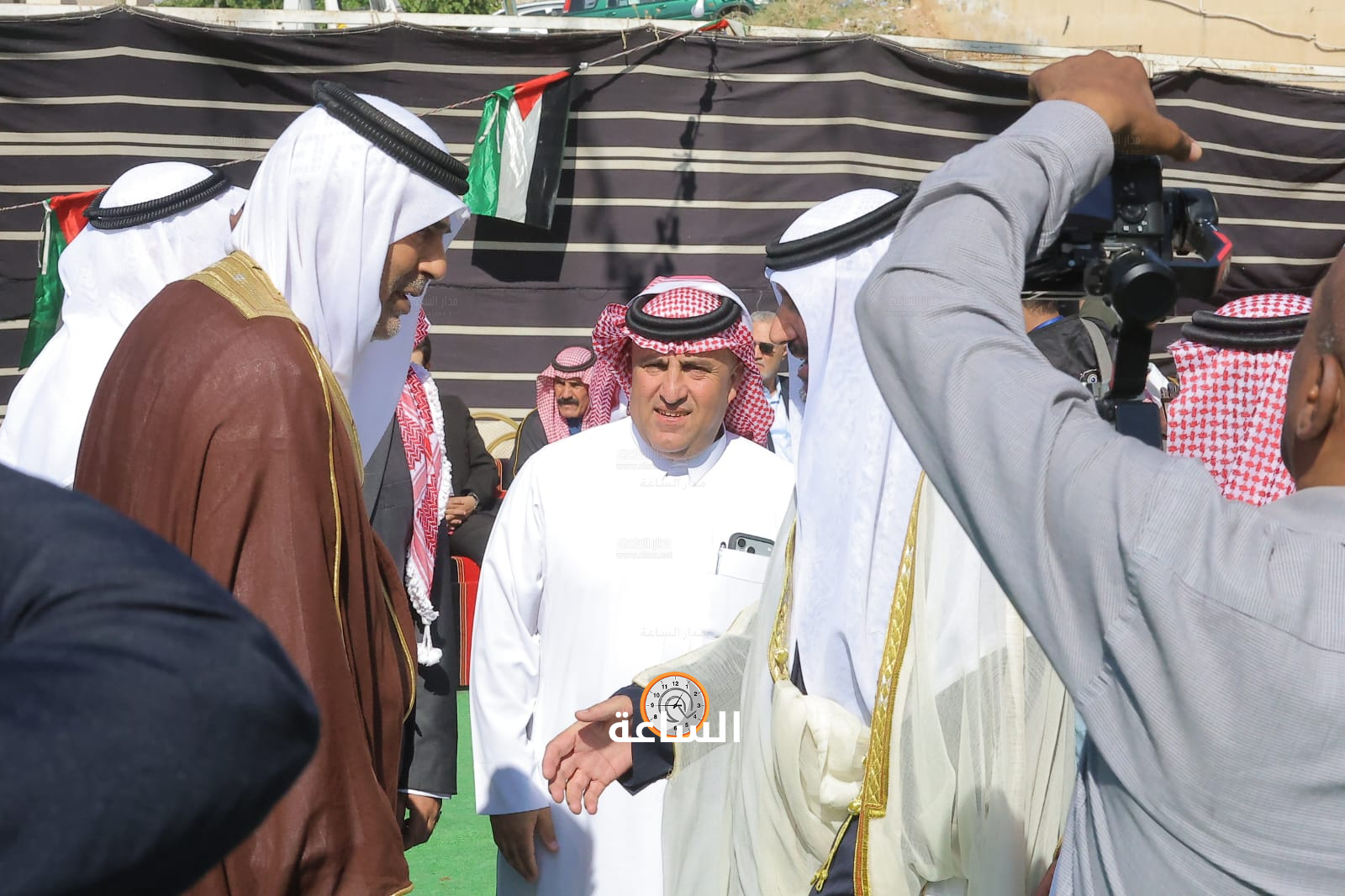 Madar Al-Saa Images 0.08983126126093444