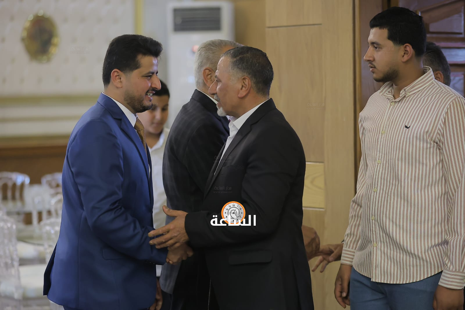 Madar Al-Saa Images 0.7852757376883647