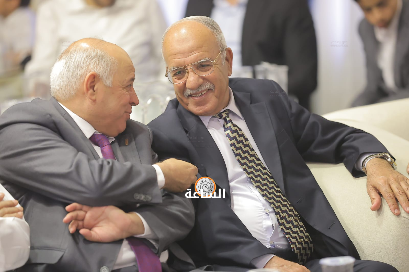 Madar Al-Saa Images 0.7263281087685889