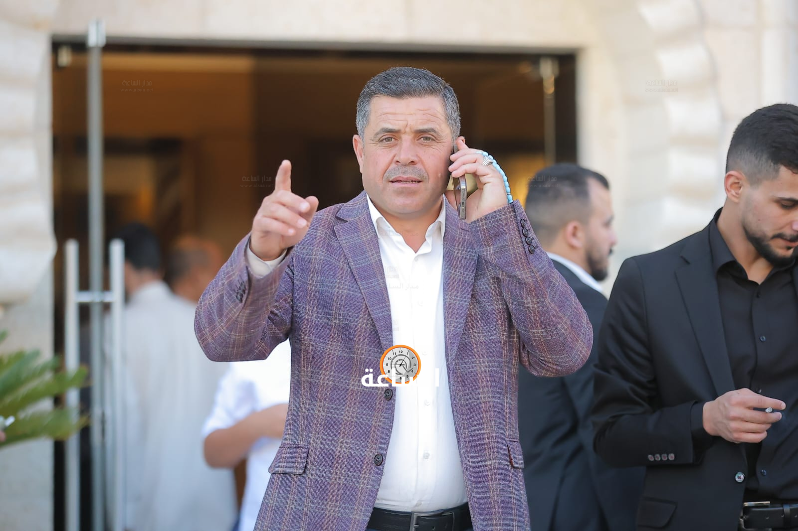Madar Al-Saa Images 0.19390419572592965