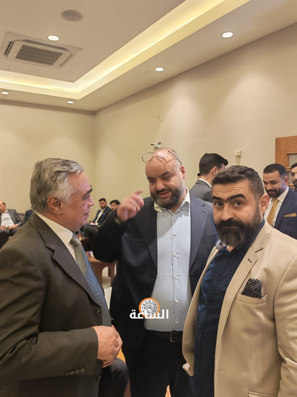Madar Al-Saa Images 0.40733132277683515